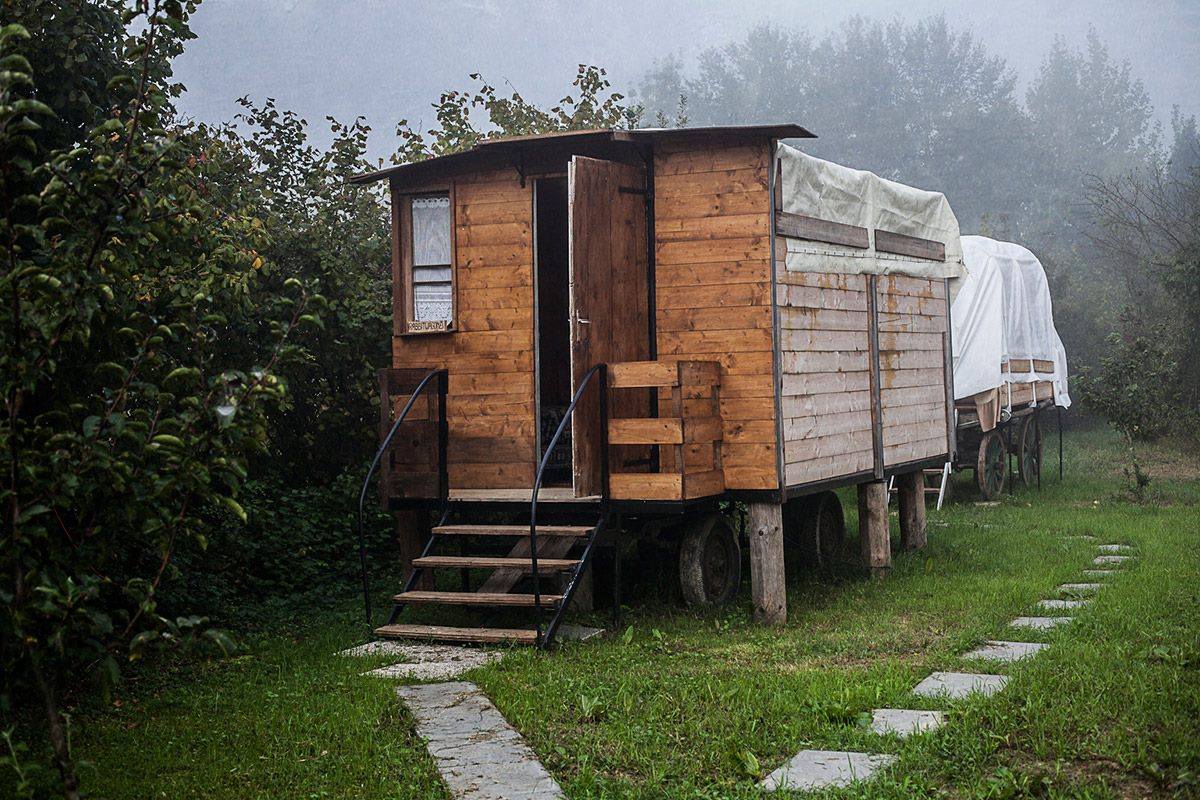 Carro di legno del Wagons Village all'Agriturismo Orto Arcobaleno